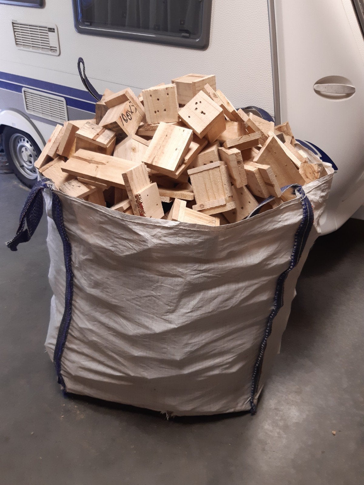 Brandhout / Kachelhout ., Minder dan 3 m³, Ophalen, Overige houtsoorten, Blokken
