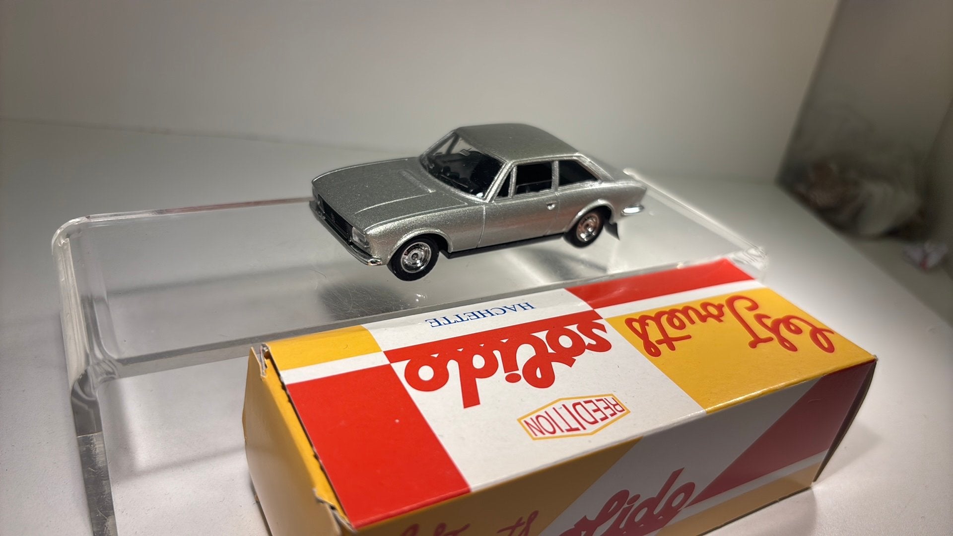 Peugeot 504 coupe v6 solido 1.42, Auto, Solido, Ophalen of Verzenden, A