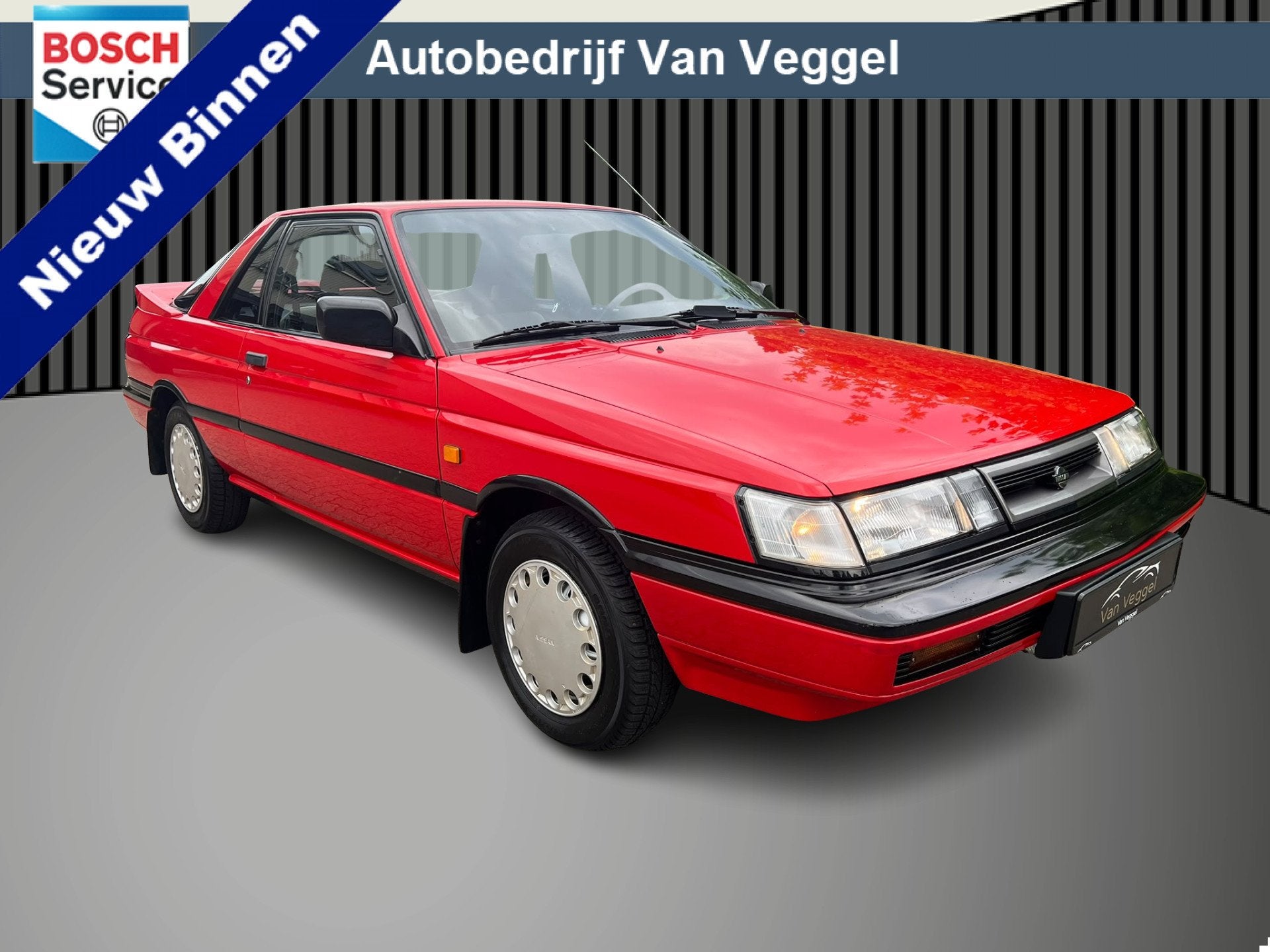 Nissan Sunny 1.6 SLX nieuwstaat, (bj 1990), Auto's, Oldtimers, Voorwielaandrijving, Stof, Bedrijf, Handgeschakeld
