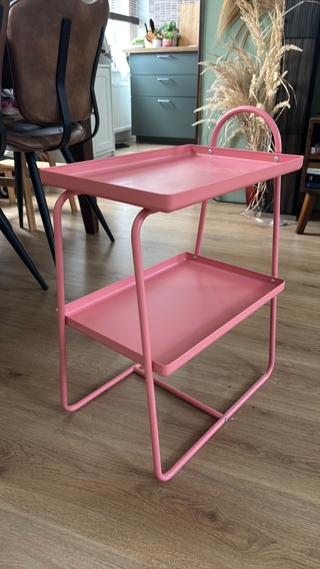 Ikea bijzettafel/nachtkastje roze, Minder dan 55 cm, Metaal of Aluminium, Zo goed als nieuw, Rechthoekig