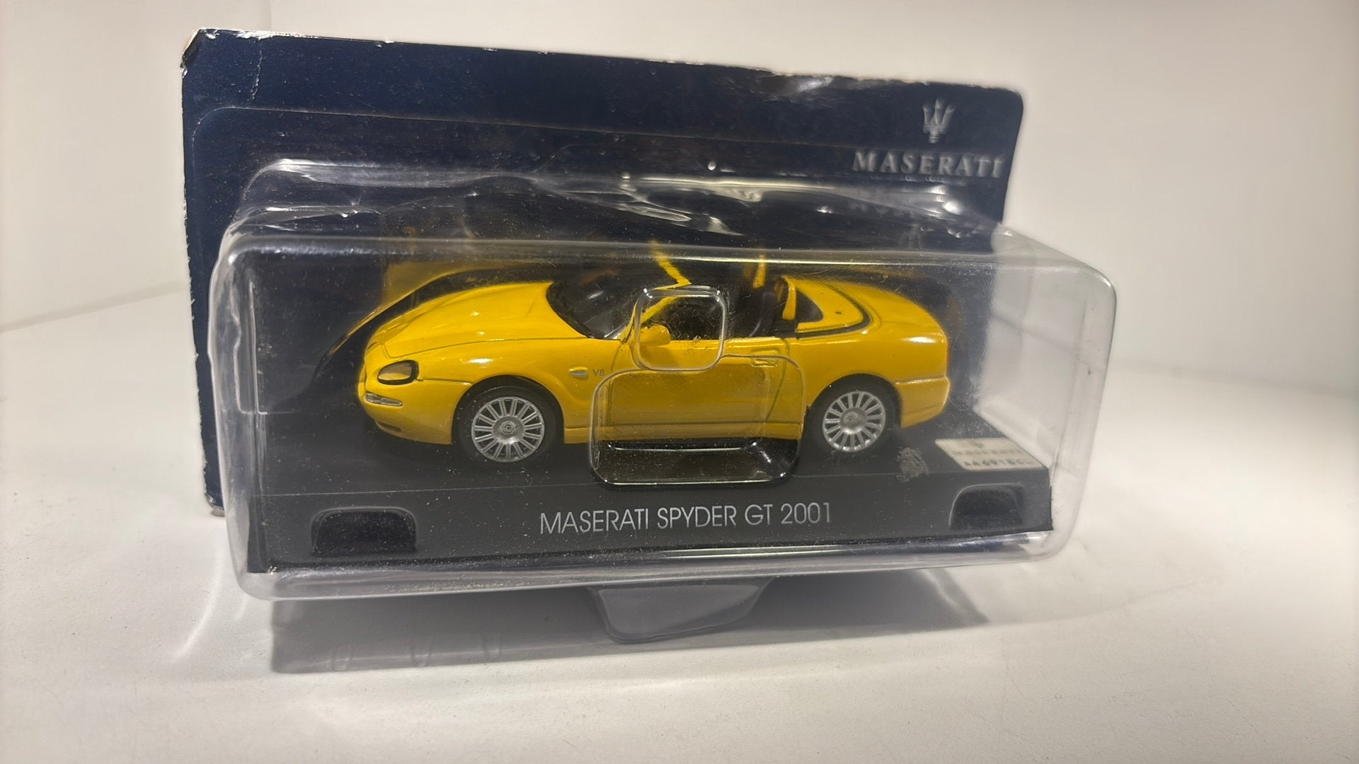 Maserati spyder gt 2001 die cast 1.43, Overige merken, Auto, Ophalen of Verzenden, A