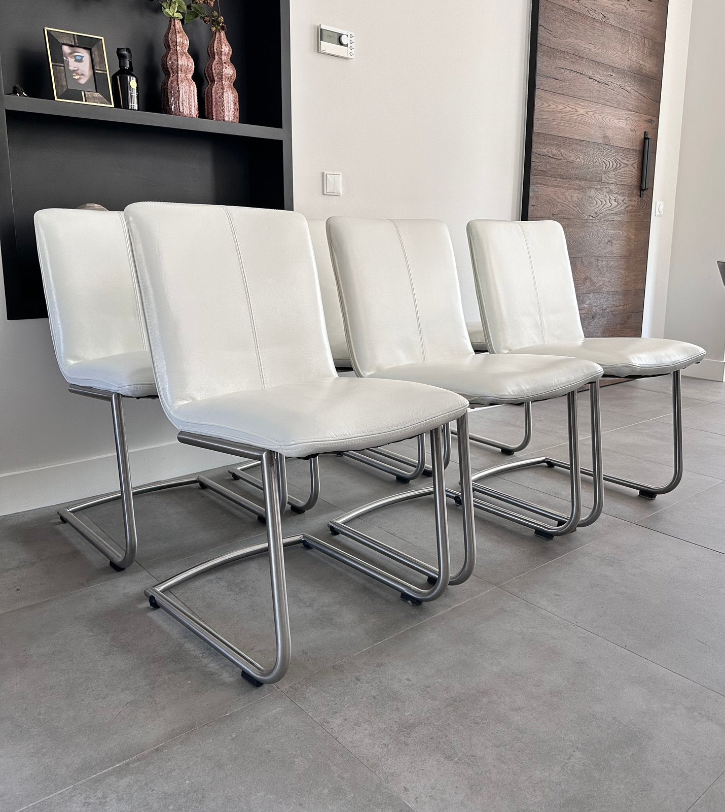 4/6 wit lederen Henders en Hazel design eetkamerstoelen, Huis en Inrichting, Stoelen, Ophalen, -, Wit, -