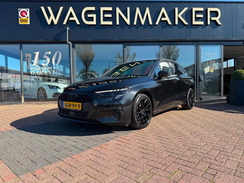 Audi A3 Sportback 35 TFSI S edition AUT|Navi|ACC|Stoelverwar, 12 maanden, 4 cilinders, Leder en Stof, Zwart