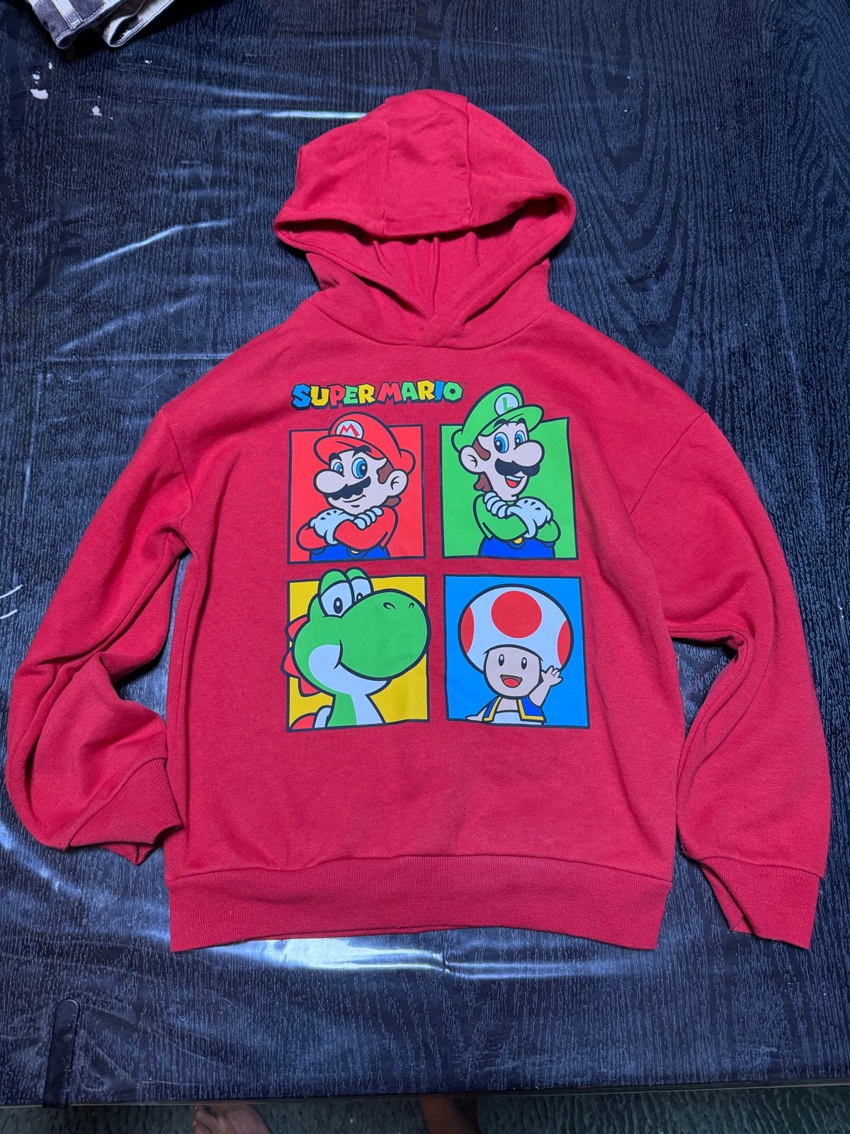 Super Mario Hoodie Rood - Maat 128 (7-8 jaar), Ophalen of Verzenden, Zo goed als nieuw, Jongen of Meisje, Trui of Vest