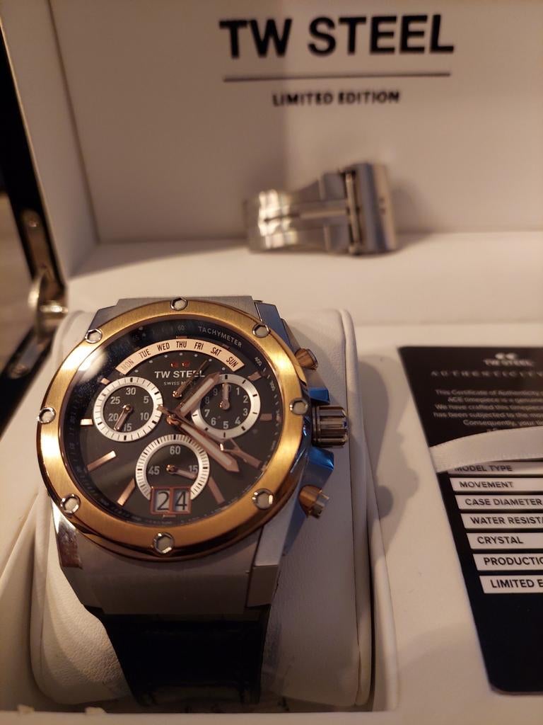 Super mooie tw steel horloge met rose goud, Sieraden, Tassen en Uiterlijk, Horloges | Heren, Ophalen of Verzenden, Zo goed als nieuw
