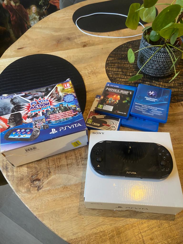 Ps vita, Ophalen of Verzenden, Zo goed als nieuw