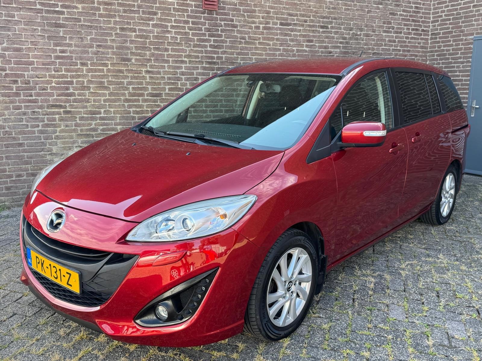 Mazda 5 2.0 TS+ Automaat 7-Persoons Parkeersensoren Trekhaak, Auto's, Mazda, Euro 5, Gebruikt, 4 cilinders, 7 stoelen
