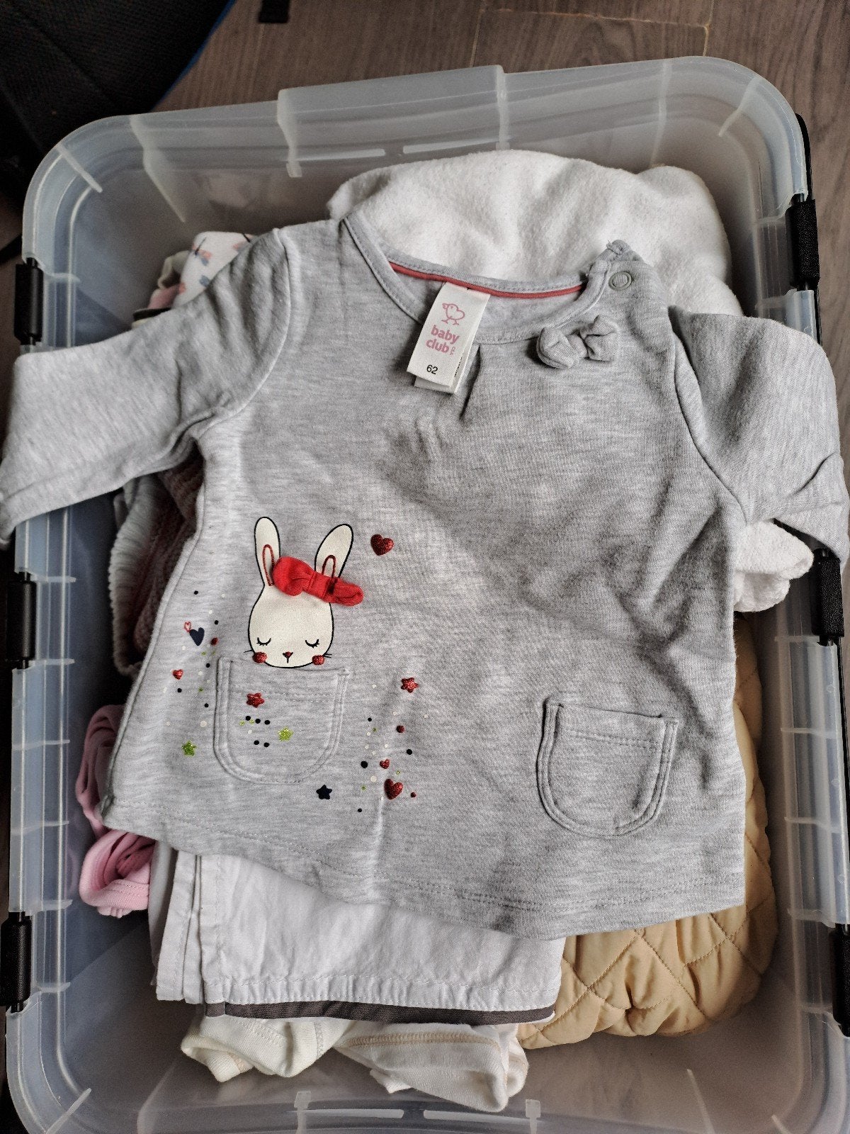 kist met Babykleding  diverse merken en maten, Ophalen, Gebruikt