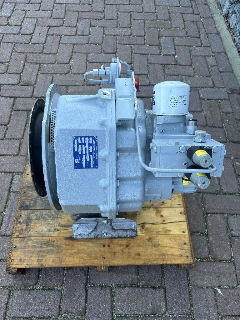 Diverse Keerkoppelingen  en oilekoelers, Ophalen, Gebruikt, Motor en Techniek, Zeilboot of Motorboot