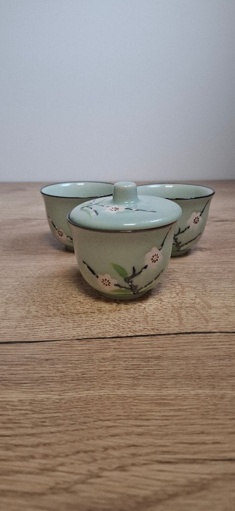 Aziatische Theekoppen Set met Deksel Celadon Kersenbloesem, Keramiek, Onbekend, Ophalen of Verzenden, Zo goed als nieuw