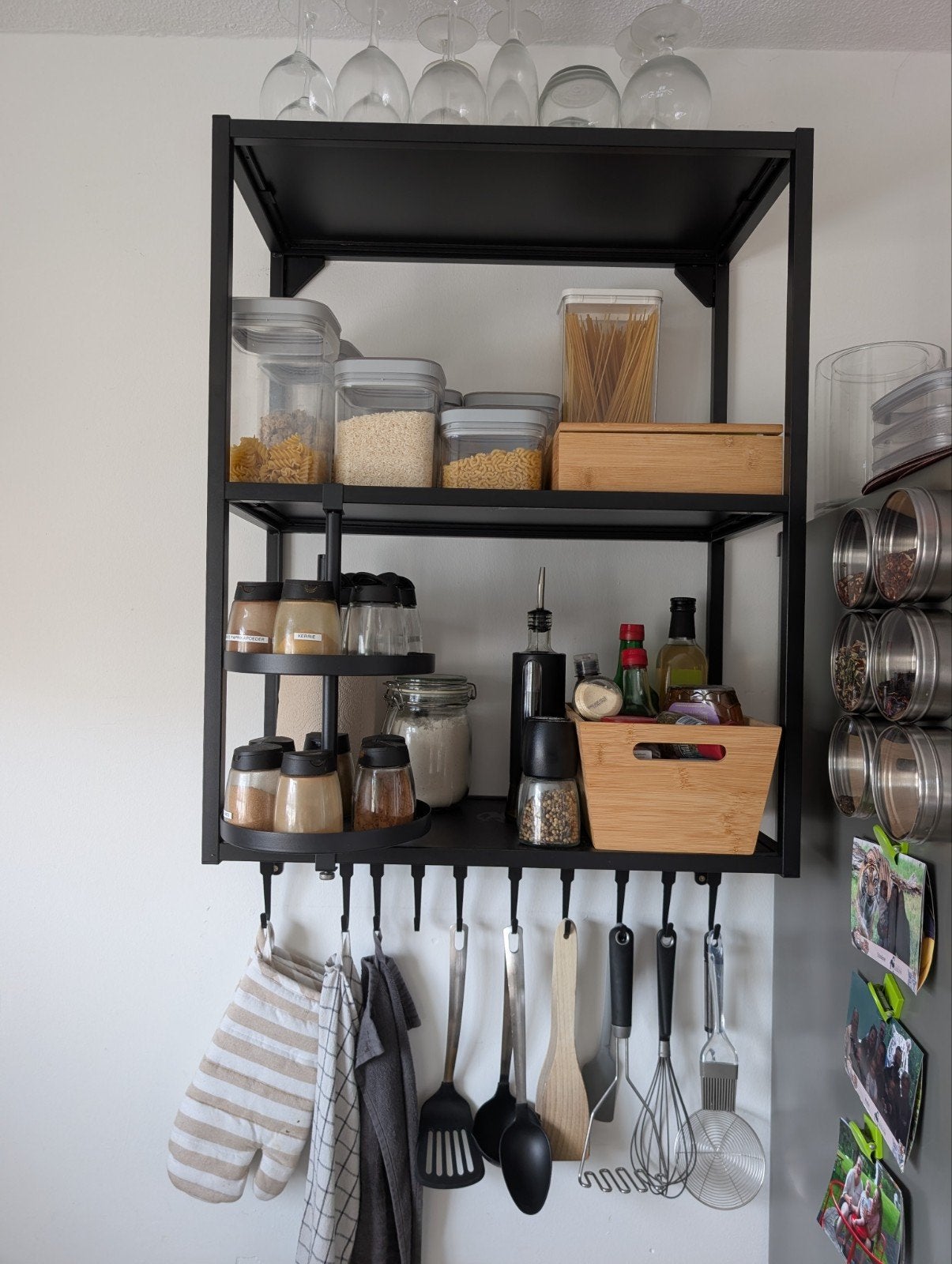 IKEA Enhet wandrek met draaischijf en stang met haken, Ophalen, Zo goed als nieuw
