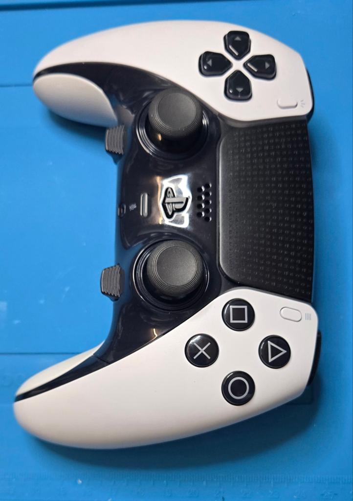 PS5 DualSense Edge met TMR 720 sticks compleet nieuw, 1 speler, Ophalen of Verzenden, Zo goed als nieuw, Eén computer