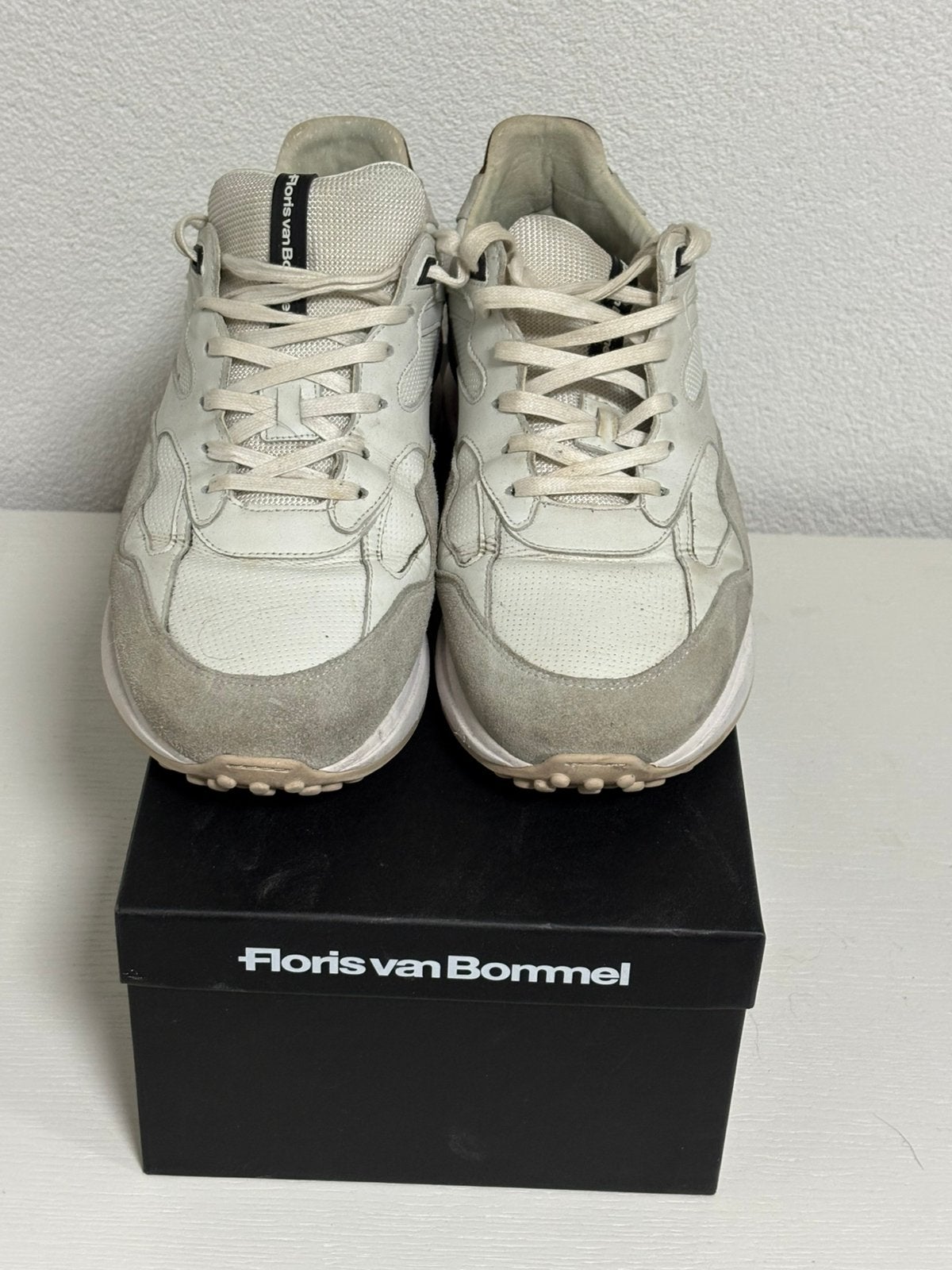 Floris van Bommel sneakers maat 8 1/2, Ophalen of Verzenden, Zo goed als nieuw, Wit