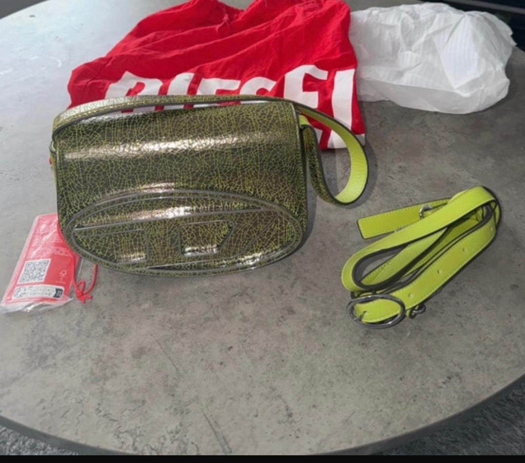 Diesel cross body bag, Sieraden, Tassen en Uiterlijk, Tassen | Damestassen, Ophalen of Verzenden, Zo goed als nieuw, Groen, Handtas