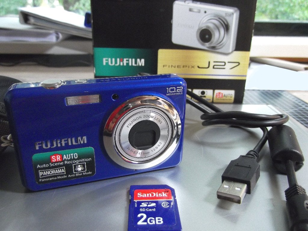 FUJIFILM Finepix J27 digitale camera, Audio, Tv en Foto, Fotocamera's Digitaal, Ophalen of Verzenden, Zo goed als nieuw, Fujifilm