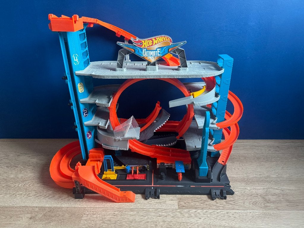 Hot Wheels City Ultieme Garage met haaienaanval, Ophalen, Hot Wheels, Racebaan, Gebruikt
