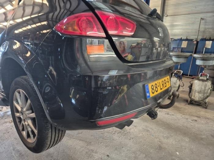 Achterbumper van een Seat Leon (LC9X), Gebruikt, -, -, Bumper