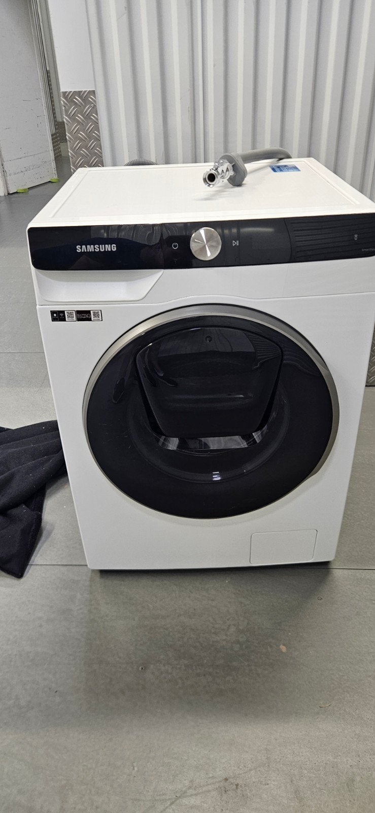Samsung QuickDrive Wasmachine 8000-serie WW90T956ASE, Ophalen