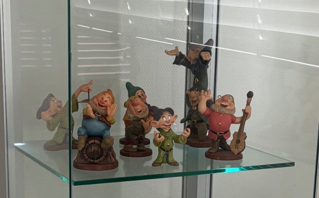 WDCC: The Seven Dwarfs, Ophalen, Overige figuren, Zo goed als nieuw, Beeldje of Figuurtje