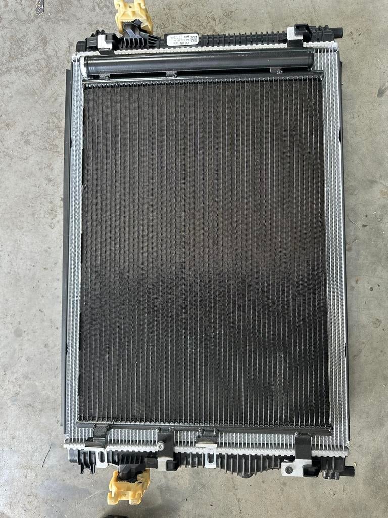 Rs3 8y radiateur,condensor,ventilatoren, Ophalen of Verzenden, Nieuw