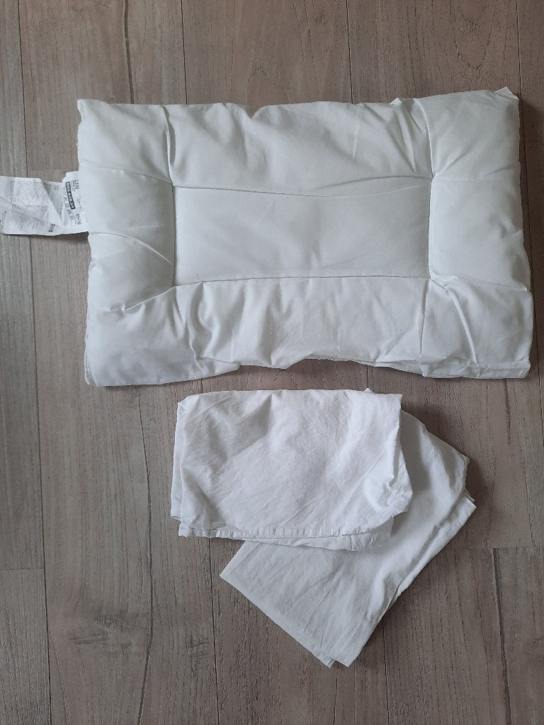 Kinder hoofdkussen LEN 35x55cm + 2 slopen, Kinderen en Baby's, Kinderkamer | Beddengoed, Ophalen, Gebruikt, Jongetje of Meisje
