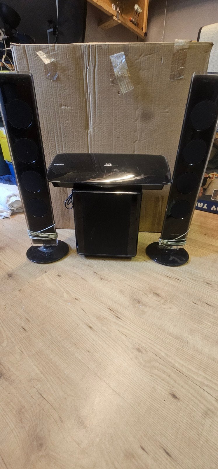 Samsung Blu-ray Home Cinema Set met gebruikerssporen, Gebruikt, Blu-ray-speler, 3.1-systeem, 40 tot 70 watt