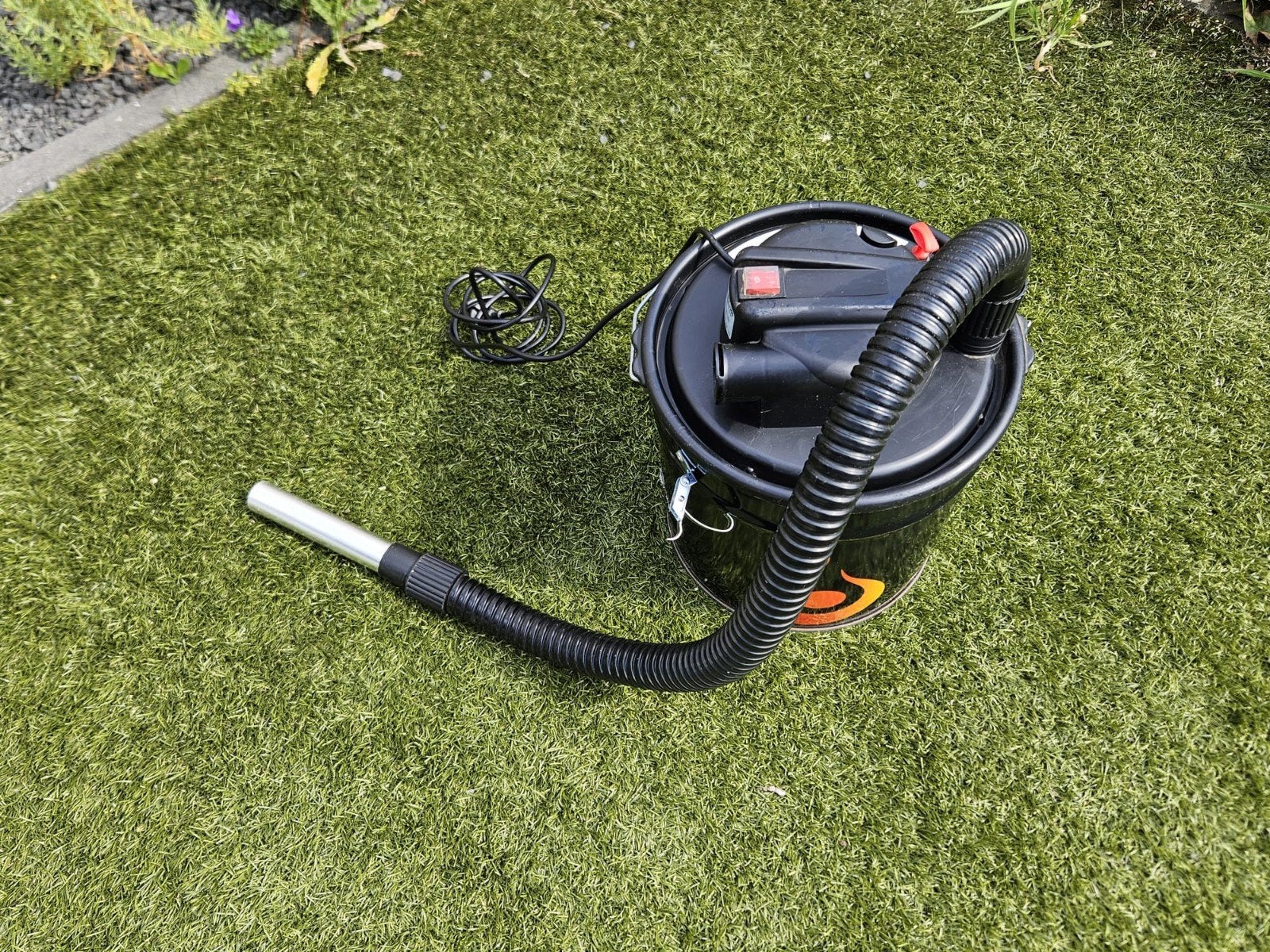 Kachelzuiger - Ideaal voor as en fijnstof, Ophalen, Gebruikt, Industriële stofzuiger, Minder dan 1200 watt