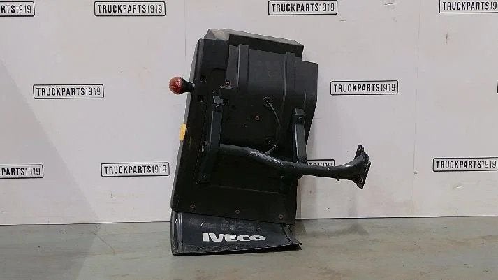 Iveco Body & Chassis Parts Spatbord voor Li. Iveco, Ophalen, Gebruikt, Iveco, Carrosserie en Plaatwerk