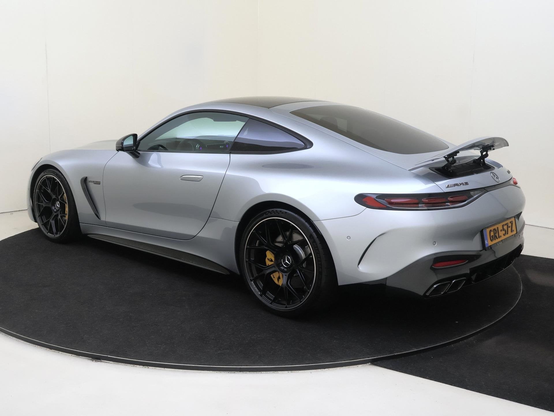 Mercedes-Benz AMG GT AMG 63 4MATIC+ / Premium Plus/ Panorama, Auto's, Mercedes-Benz, Automaat, Gebruikt, Automatische klimaatregeling