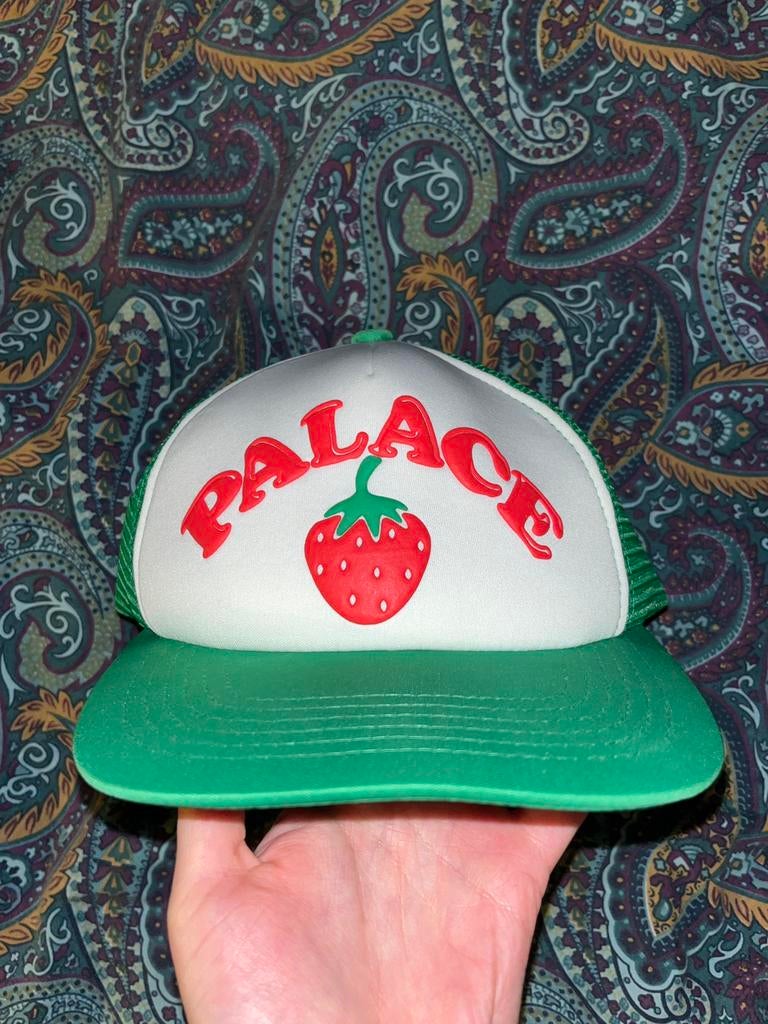 Palace strawberry trucker pet, Ophalen, Nieuw, One size fits all, Pet