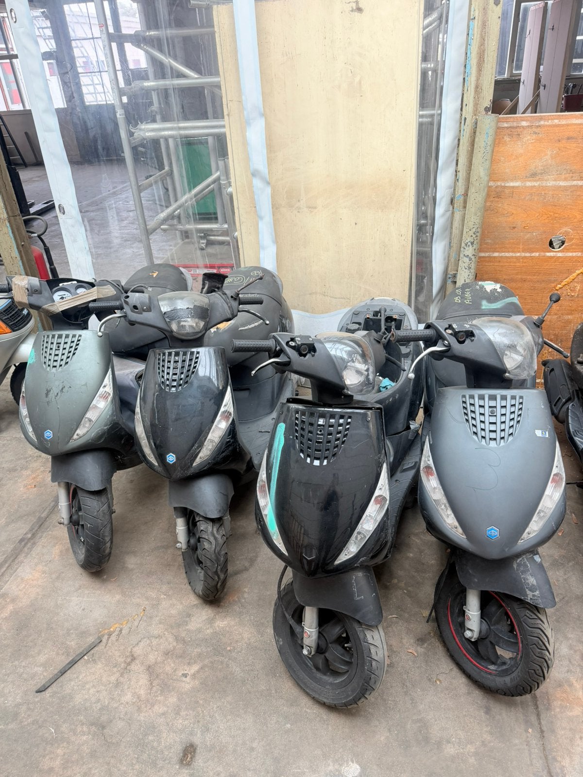 4x Piaggio Zip 2t 4t opknappers scooters brom snor partij, Piaggio, Gebruikt, VL Custom Scooters, Overige typen