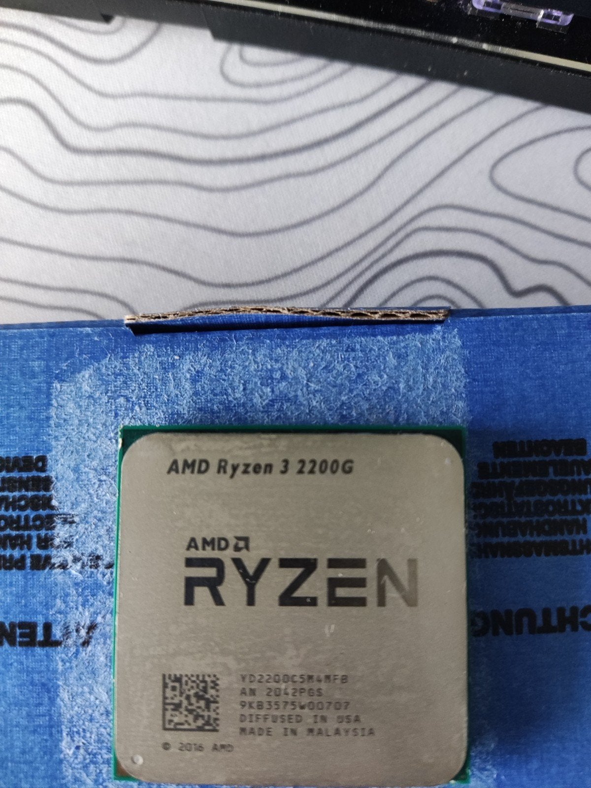 AMD RYZEN 2200G, Computers en Software, Processors, Ophalen of Verzenden, 3 tot 4 Ghz