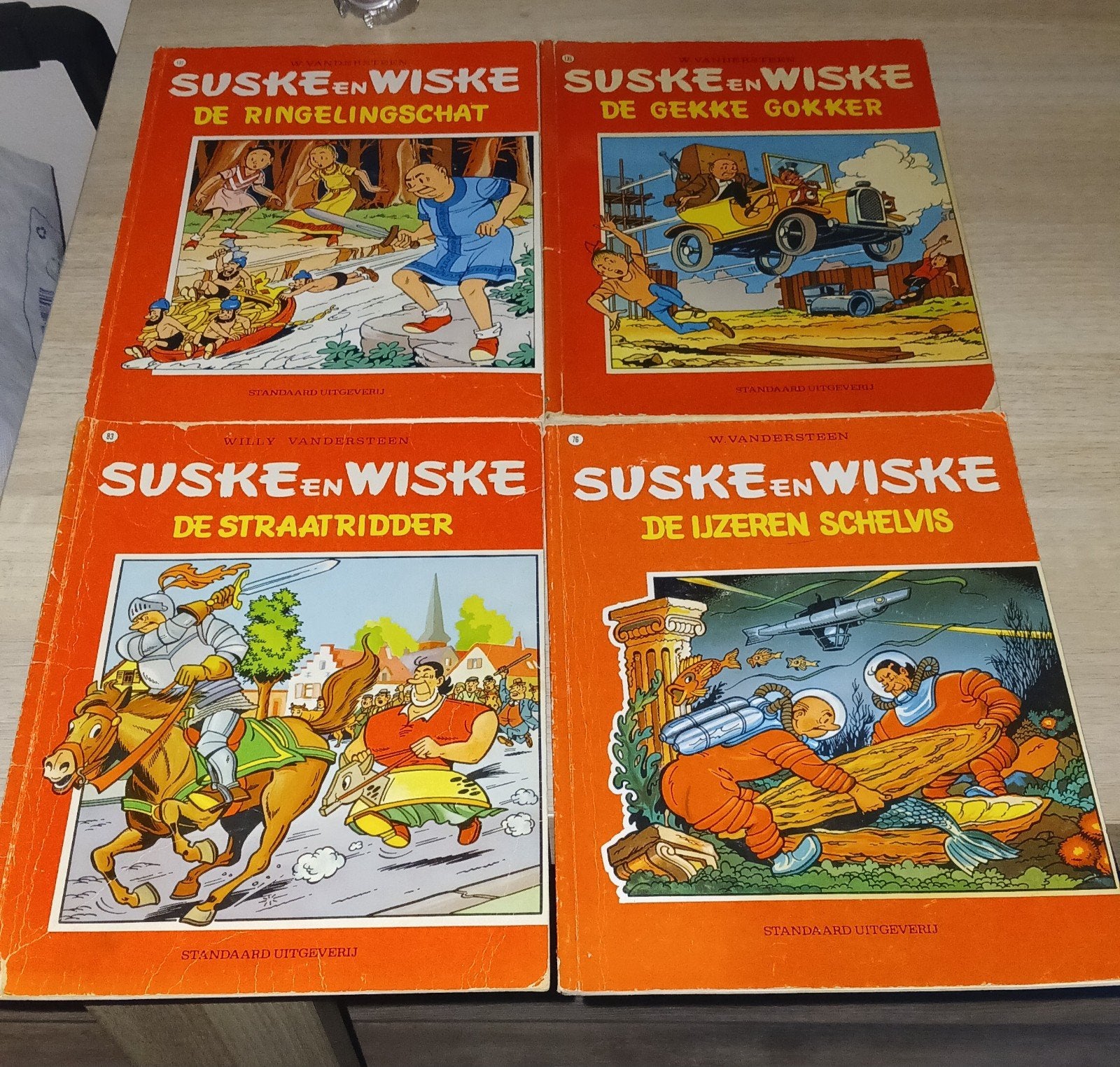 Pakket Suske en Wiske Strips (12 stuks) – Leuke Verzameling!, Meerdere stripboeken, Ophalen of Verzenden, Gelezen