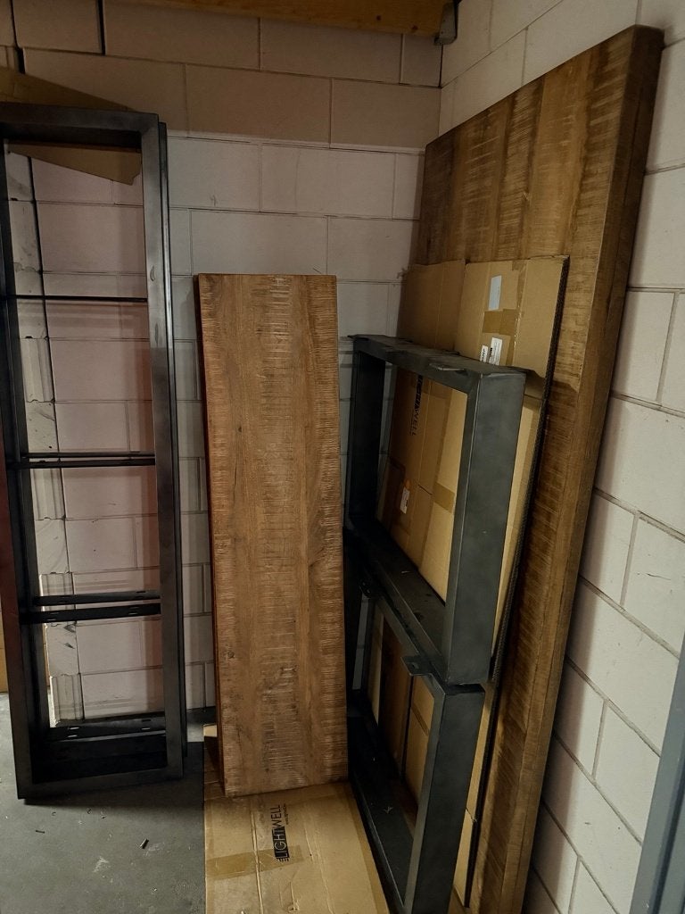 Eleonora Mango open boekenkast 160 cm – mangohout en metaal, Met plank(en), Gebruikt, 150 tot 200 cm, 150 tot 200 cm