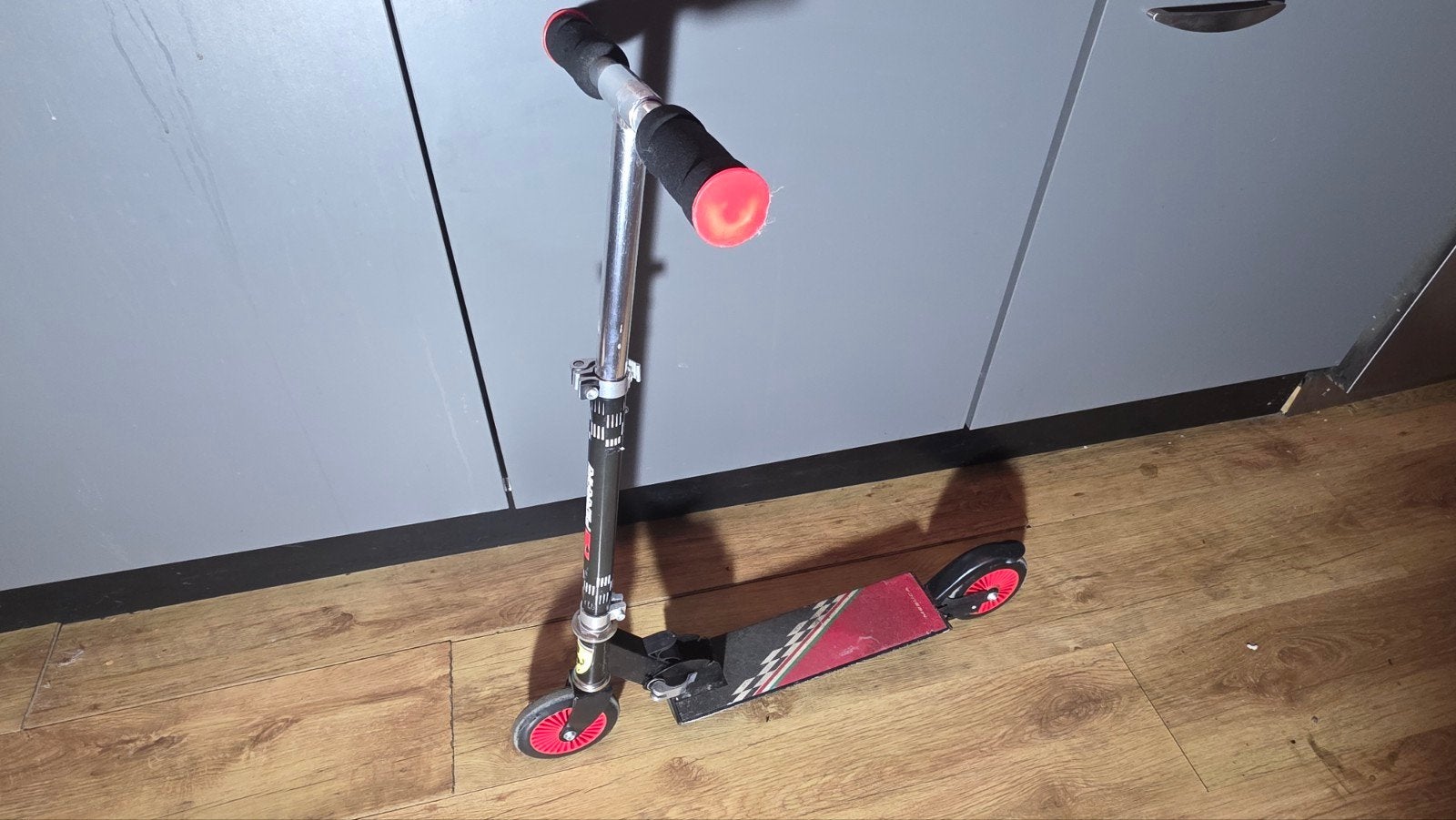 kinder step (2 steppen mogelijk), Fietsen en Brommers, Ophalen, Gebruikt, Gewone step