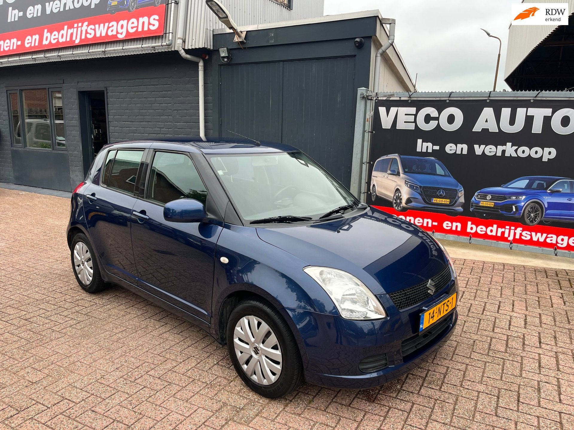 Suzuki Swift 1.3 GLS 5 deurs airco trekhaak nette auto, Auto's, Voorwielaandrijving, Stof, 965 kg, Swift