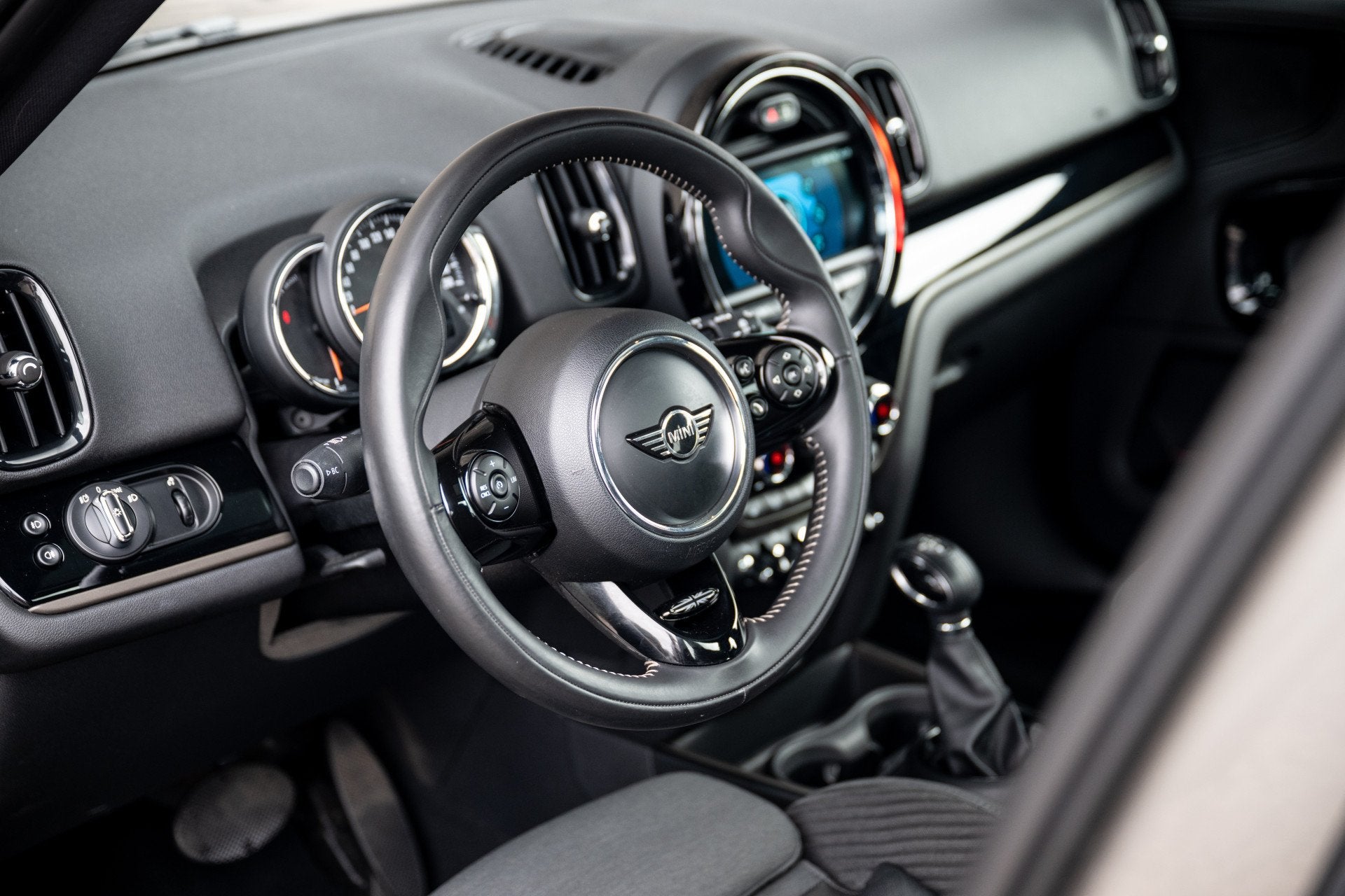 MINI Countryman 1.5 Cooper SE Hybrid ALL4 Chili | Navigatie, 12 maanden, Gebruikt, Leder en Stof, Bedrijf
