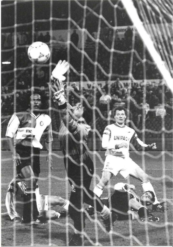 persfoto Piet Bouts 02-03-1993 Feyenoord-Spartak Moskou 2x, Verzenden, Zo goed als nieuw, Feyenoord