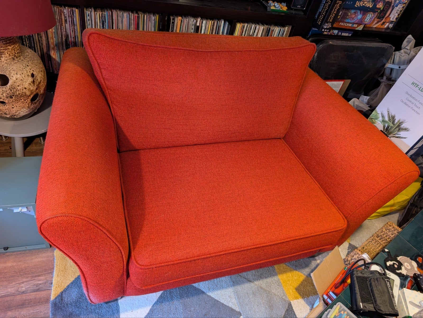 Montèl Loveseat Rood - Comfortabel en Knus, Ophalen, Gebruikt, Tweepersoons, 75 tot 100 cm