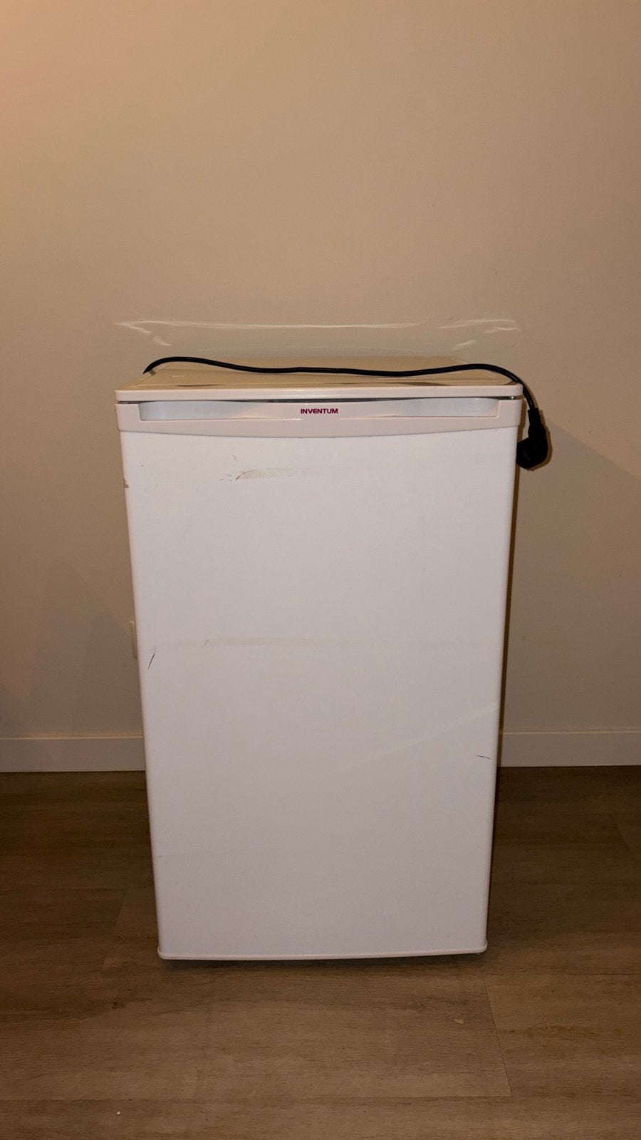 Inventum tafelmodel vrieskast - 49,5 cm breed, 85 cm hoog, Gebruikt, Met aparte vriezer, Minder dan 75 liter, 45 tot 60 cm