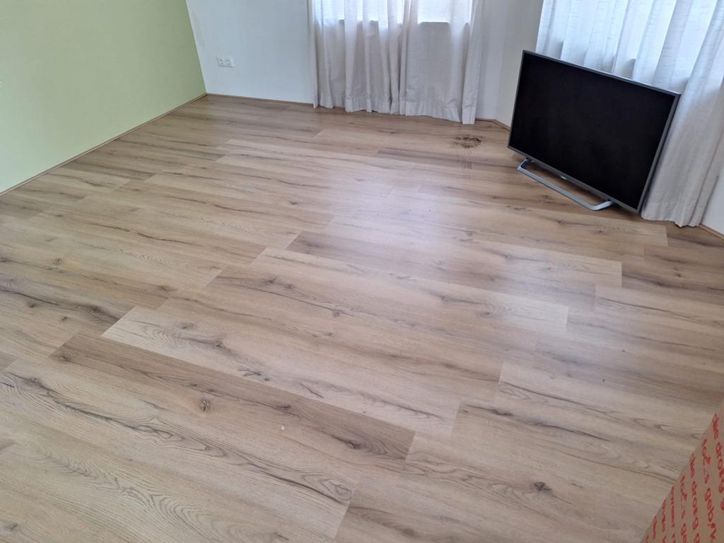 Lichte eikenhoute laminaat, Doe-het-zelf en Verbouw, Vloerdelen en Plavuizen, Ophalen, 50 tot 150 cm, Zo goed als nieuw, 10 m² of meer
