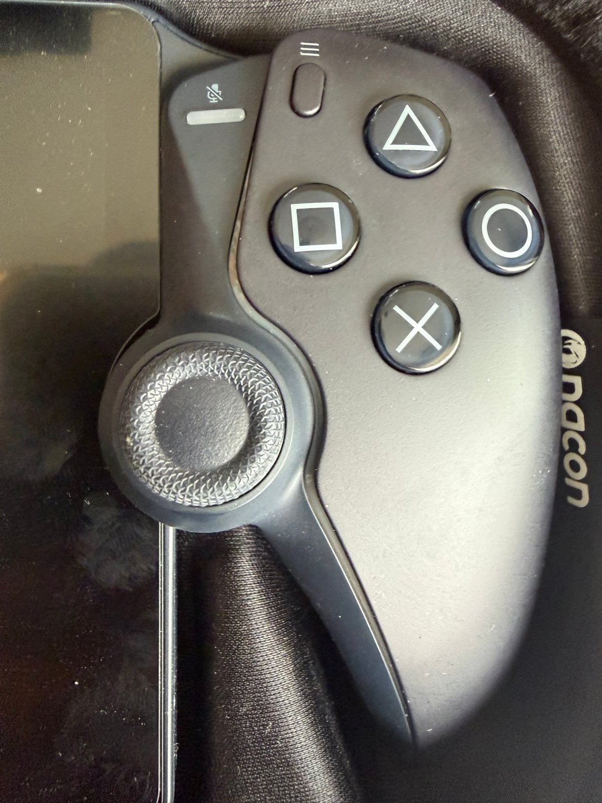 Foto 4 van PlayStation Portal - Zo goed als nieuw met Protectorhoes
