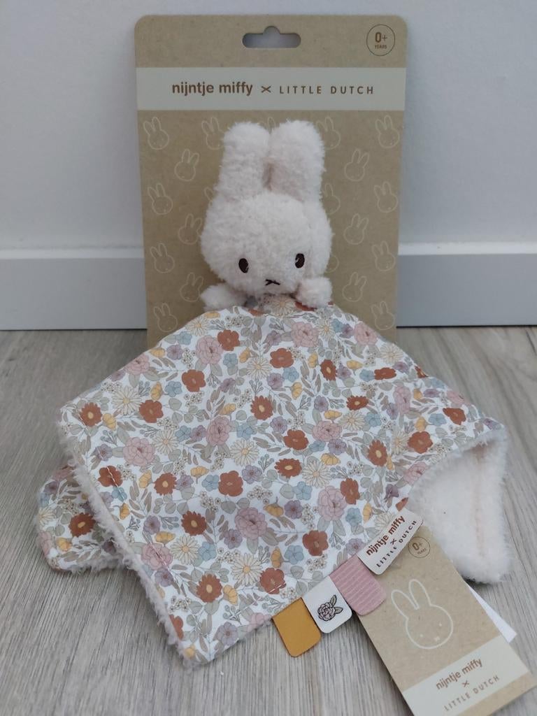 Nieuw! Knuffel knuffeldoekje little dutch Nijntje mif L1817, Kinderen en Baby's, Speelgoed | Knuffels en Pluche, Ophalen of Verzenden