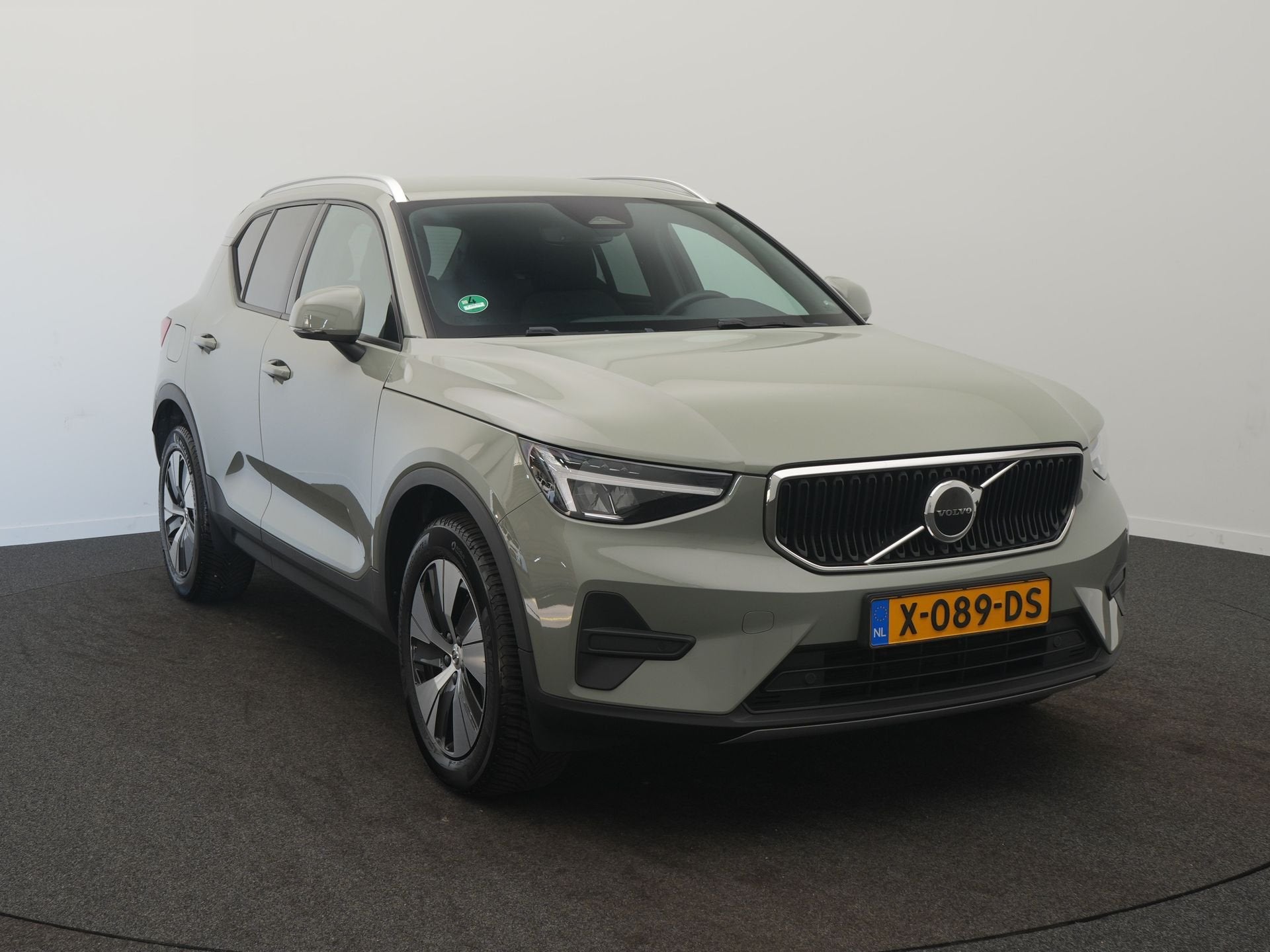 Volvo XC40 2.0 B3 Core - RIJKLAARPRIJS - All Seasonbanden -, Auto's, 12 maanden, Gebruikt, Euro 6, 4 cilinders