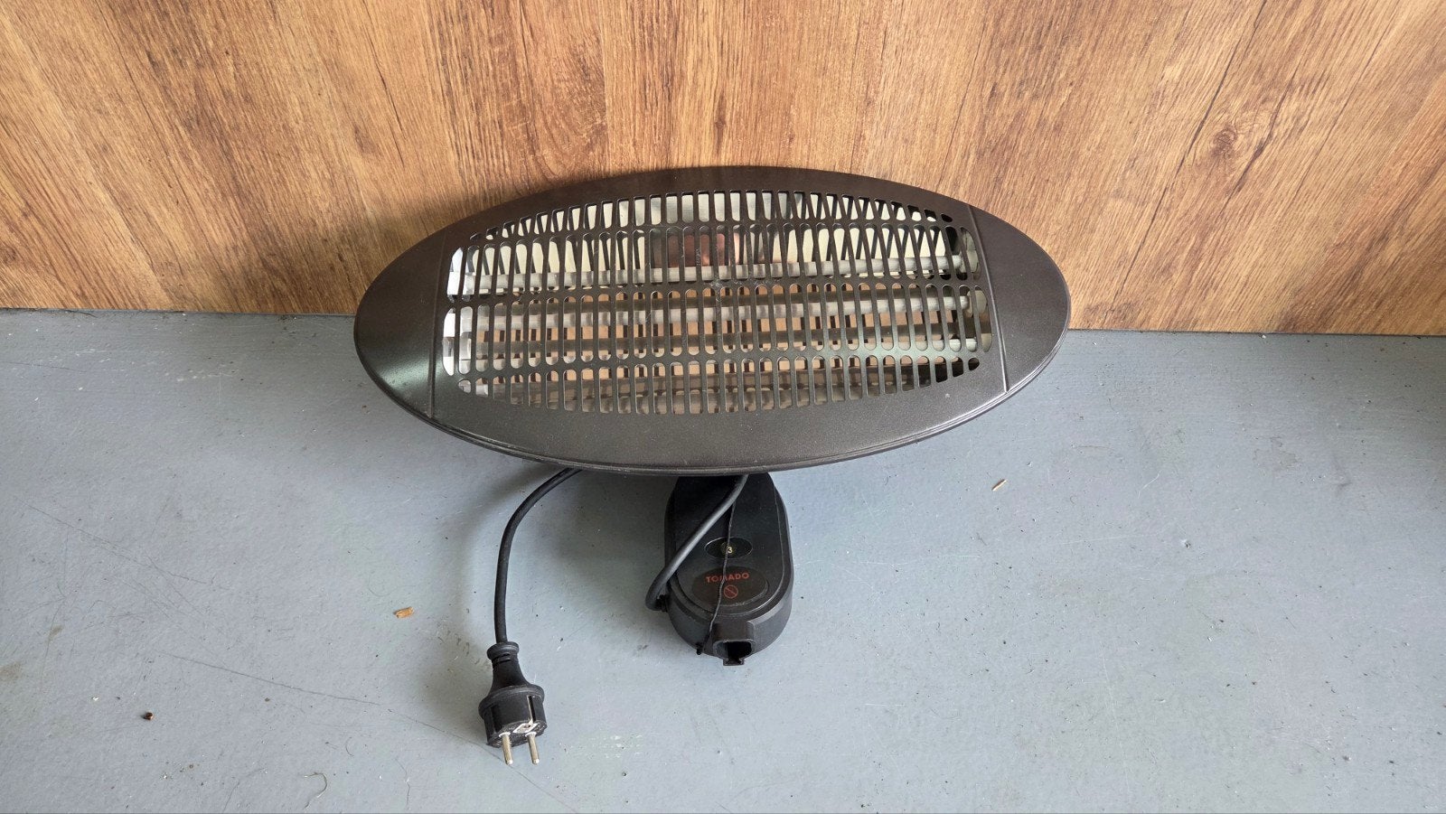 Tomado Patio Heater - Elektrische Terrasverwarmer, Ophalen, Gebruikt, Elektrisch, Plafond