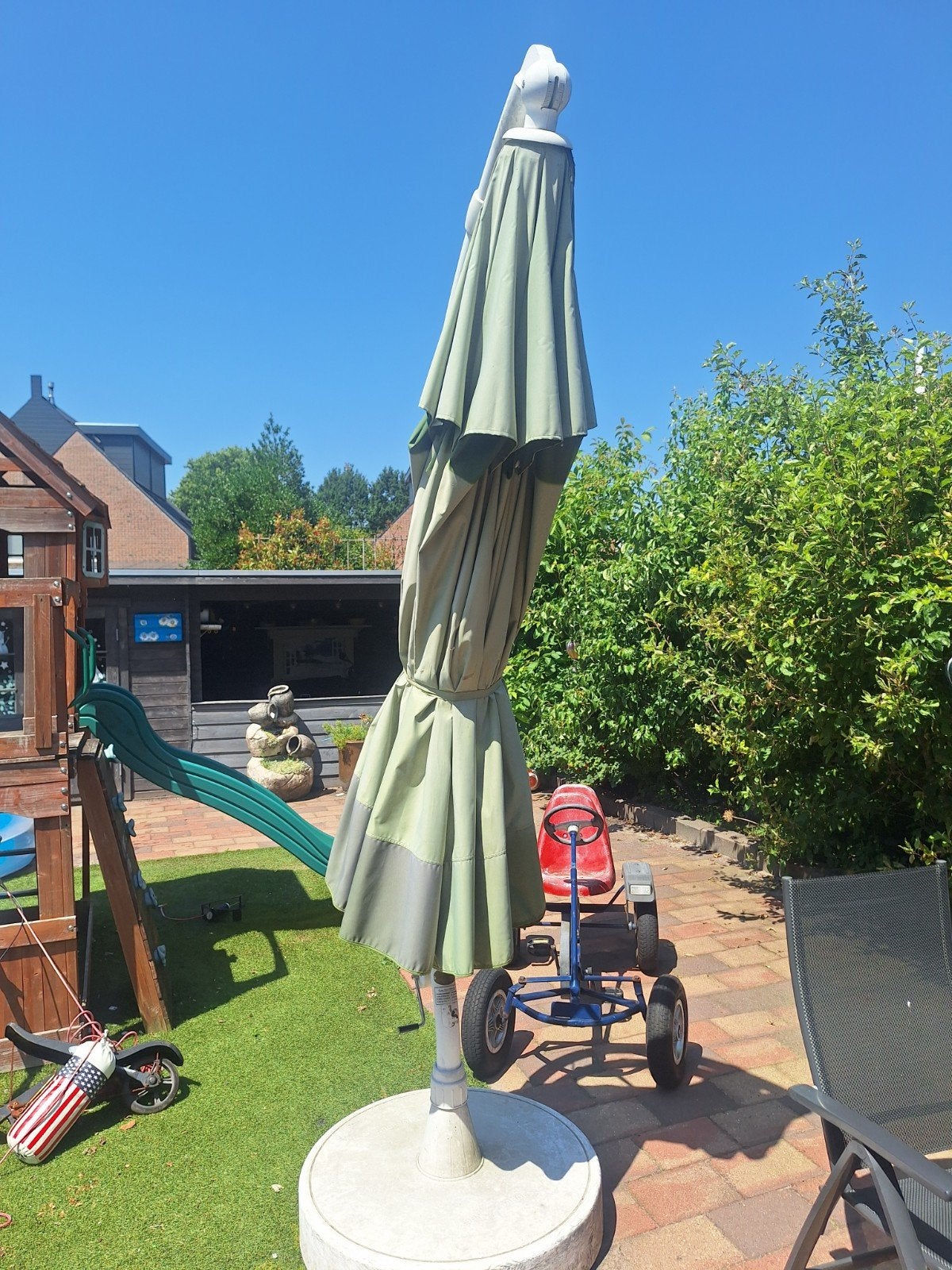 Sun Garden Easy Sun Parasol - Groen, Verstelbaar, Gebruikt, Zweefparasol, 2 tot 3 meter