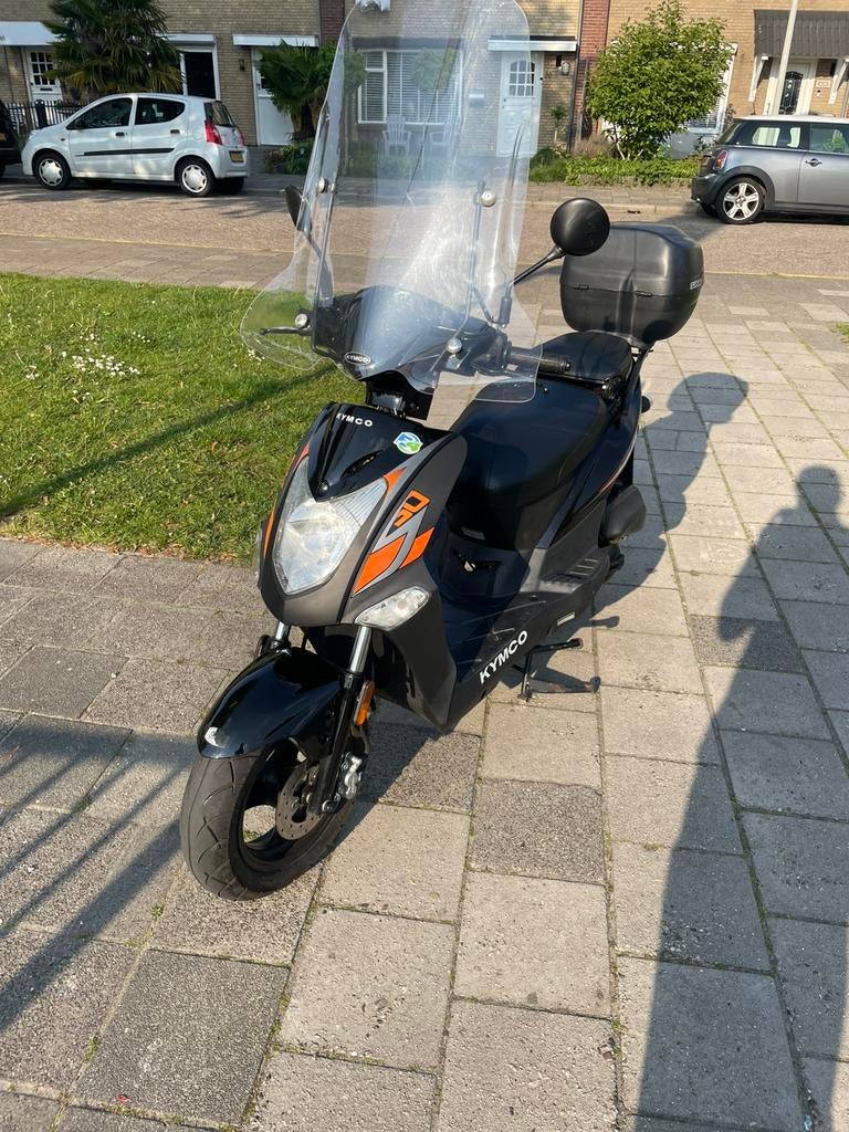 Kymco Agility 50 scooter, Fietsen en Brommers, Ophalen, Zo goed als nieuw, Agility, Benzine