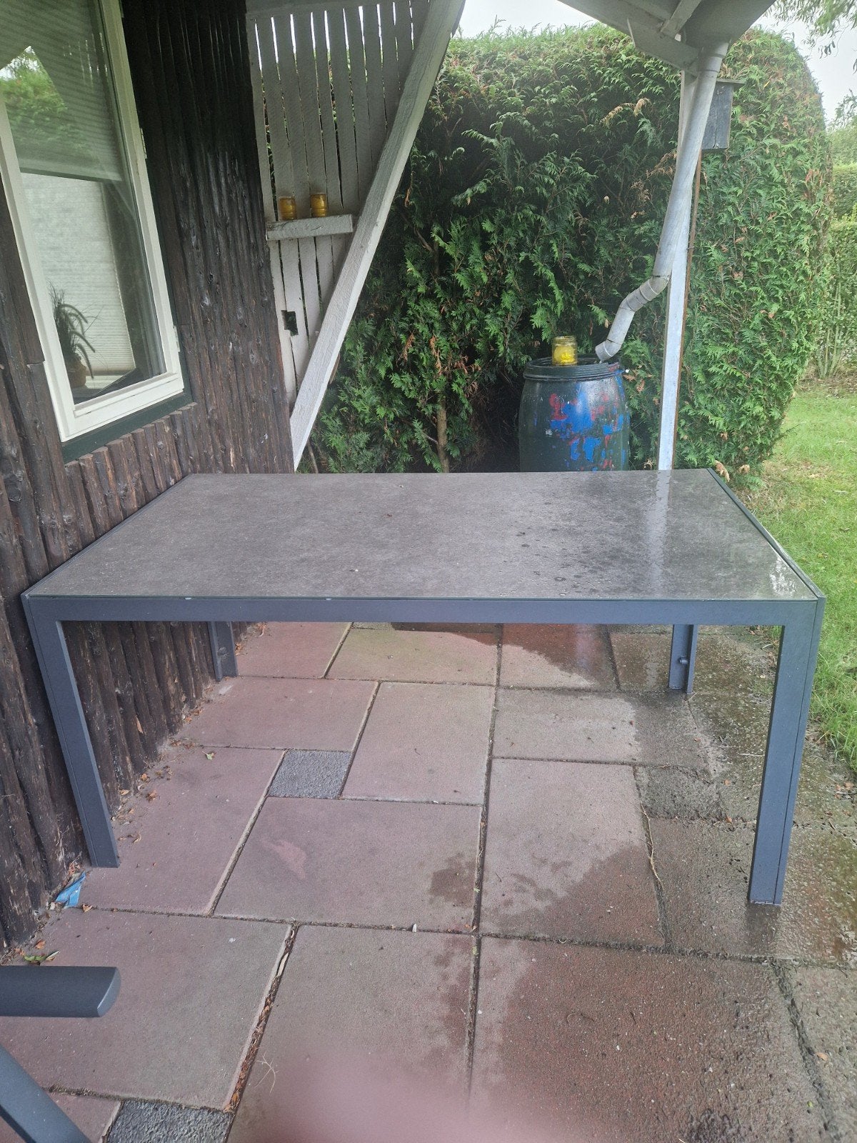 Nette tuinset met stenen tafelblad en antraciete stoelen, Ophalen, Overige materialen, Zo goed als nieuw, Tuinset