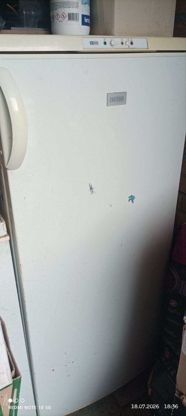 Zanussi vriezer/ vrieskast, Gebruikt, 120 tot 140 cm, Minder dan 60 cm, Vrijstaand