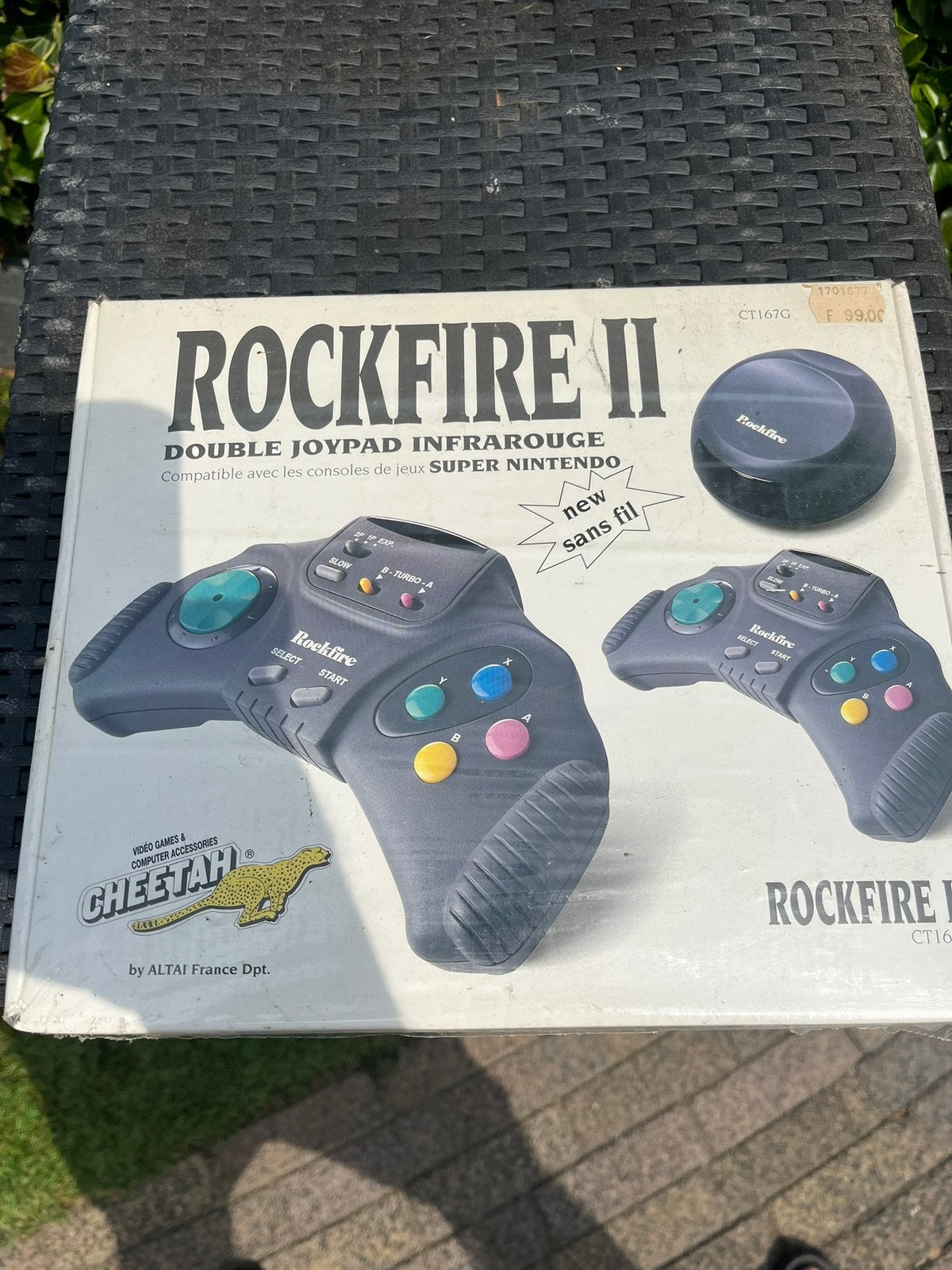 ROCKFIRE II, Spelcomputers en Games, Ophalen of Verzenden, Zo goed als nieuw